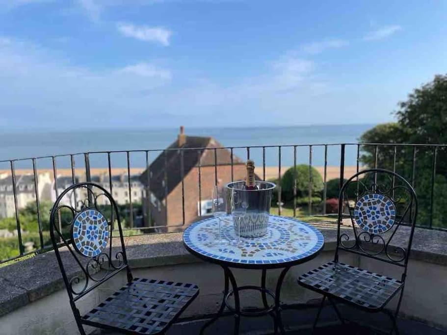 The Turret- The Best View In Folkestone Exterior foto